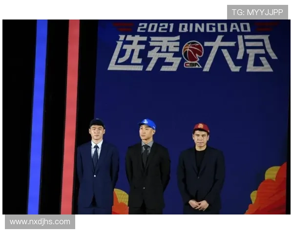 镇江队再度崛起 精英球员齐聚展现强大实力 力争新赛季突破历史辉煌 镇江队再度崛起 精英球员齐聚展现强大实力 力争新赛季突破历史辉煌