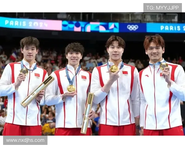 中国网球新星李明泽突破自我勇夺国际赛冠军 展现未来无限潜力