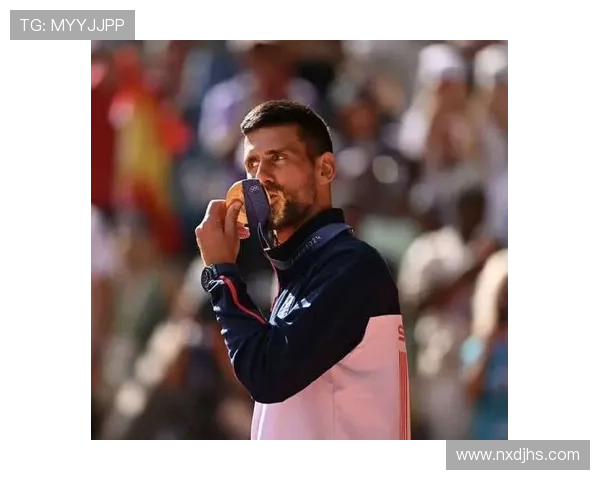 德约科维奇强势夺冠年终总决赛再写传奇故事巩固世界第一宝座荣耀