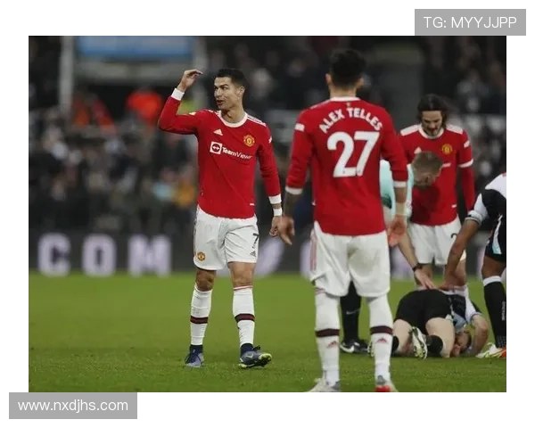 曼联主帅调整战术体系力求重振雄风球队核心球员状态回暖