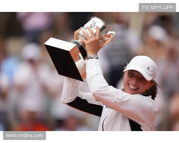 新赛季网坛群雄争锋焦点之战全面升级引发全球球迷热议持续升温中 新赛季网坛群雄争锋焦点之战全面升级引发全球球迷热议持续升温中