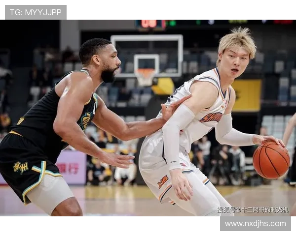 中国男篮力克菲律宾晋级亚洲杯四强，王哲林领衔表现亮眼